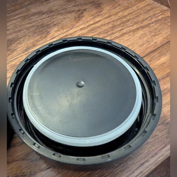 Thermos 10-Ounce FUNtainer Star Wars Classic Food Jar, C-3PO - Picture 4 of 10